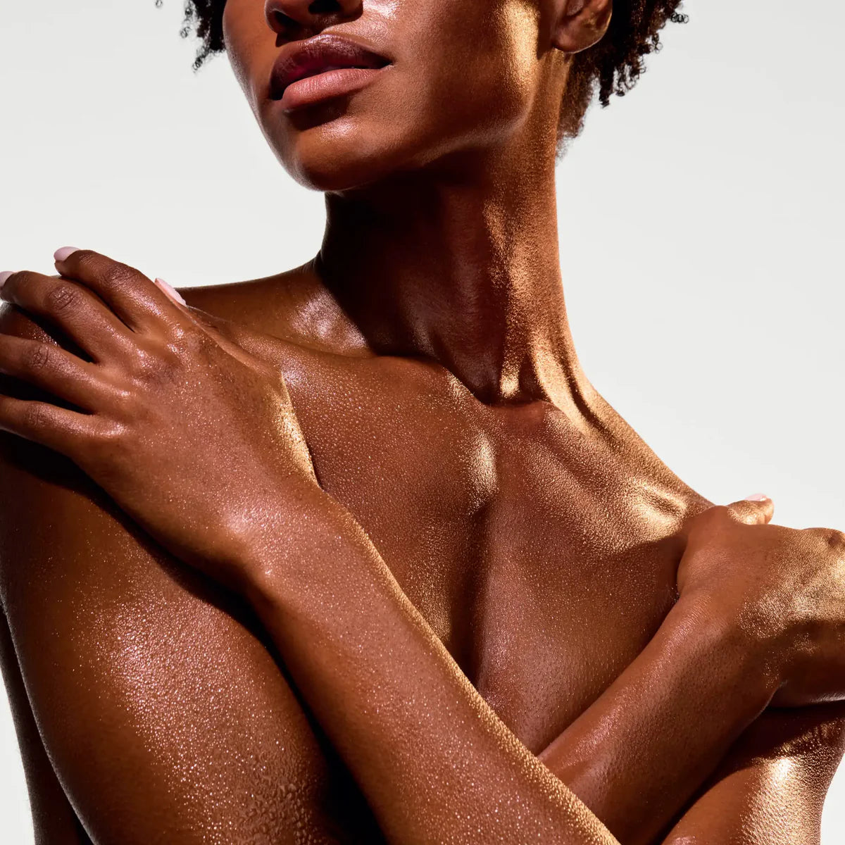 Naturium • The Glow Getter Multi-Oil Body Scrub